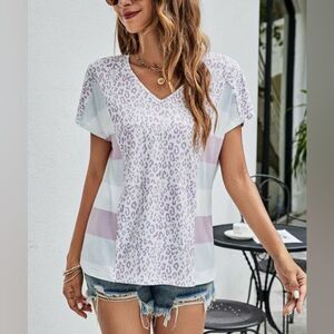 LS Leopard Stripe V-Neck Tee sz XL